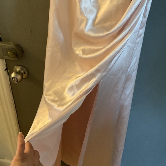 Jjs house maxi slit champagne wedding guest evening prom bridesmaid satin dress - Picture 3 of 7